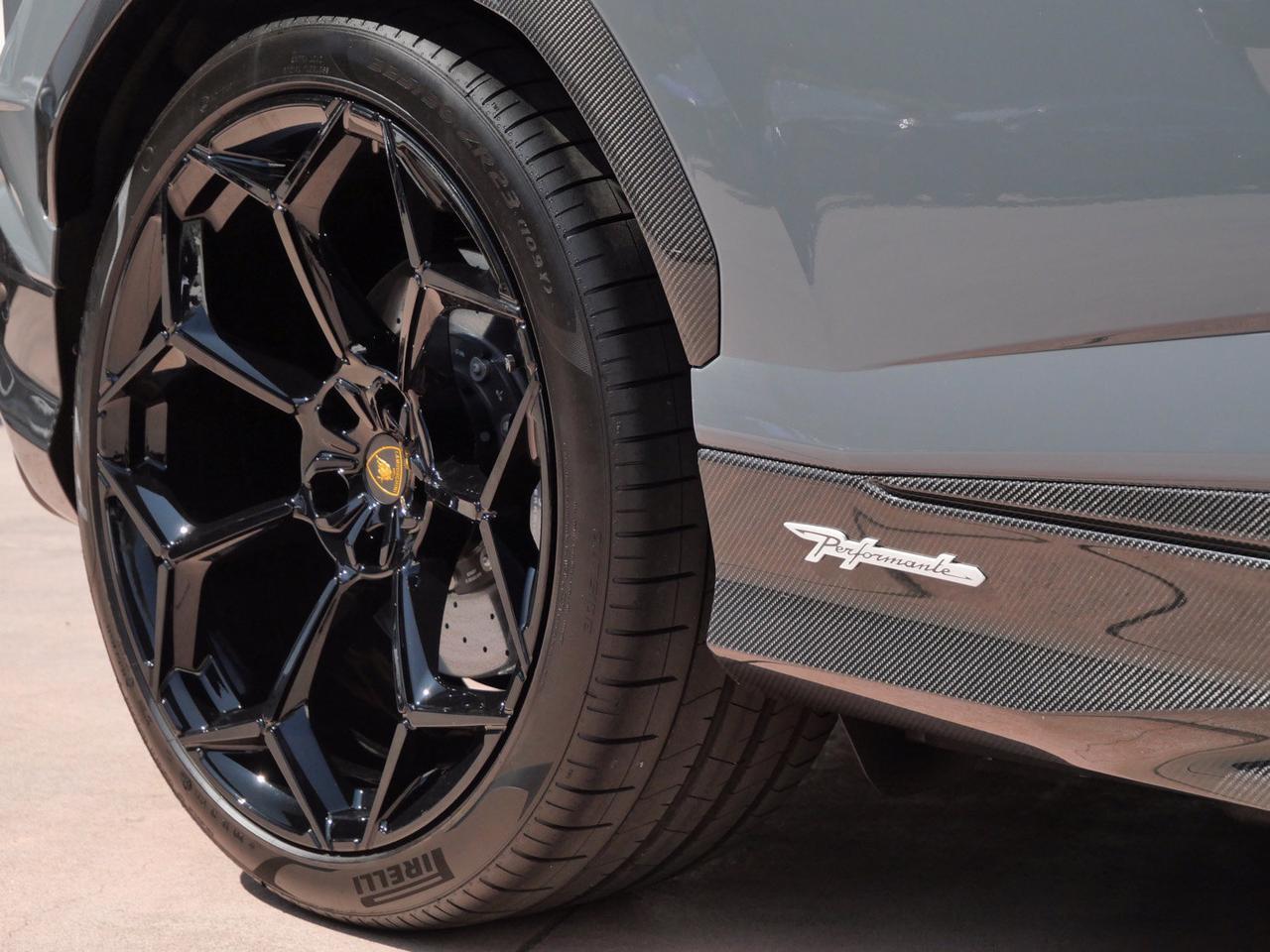 2024 Lamborghini Urus Performante Performante Lawrence KS
