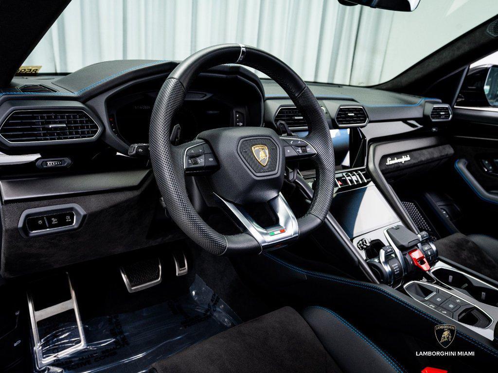 2024 Lamborghini Urus S AWD North Miami Beach FL