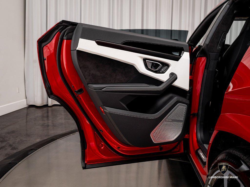2024 Lamborghini Urus S AWD North Miami Beach FL