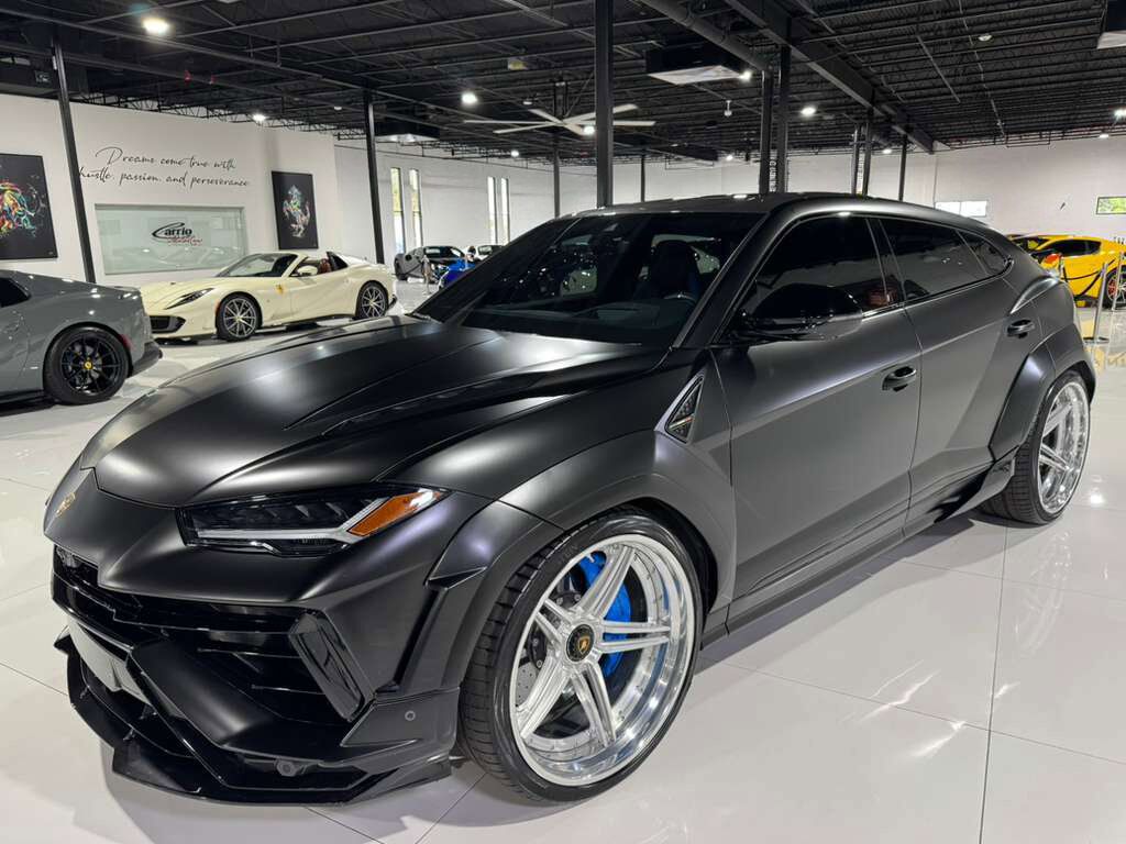 2024 Lamborghini Urus S