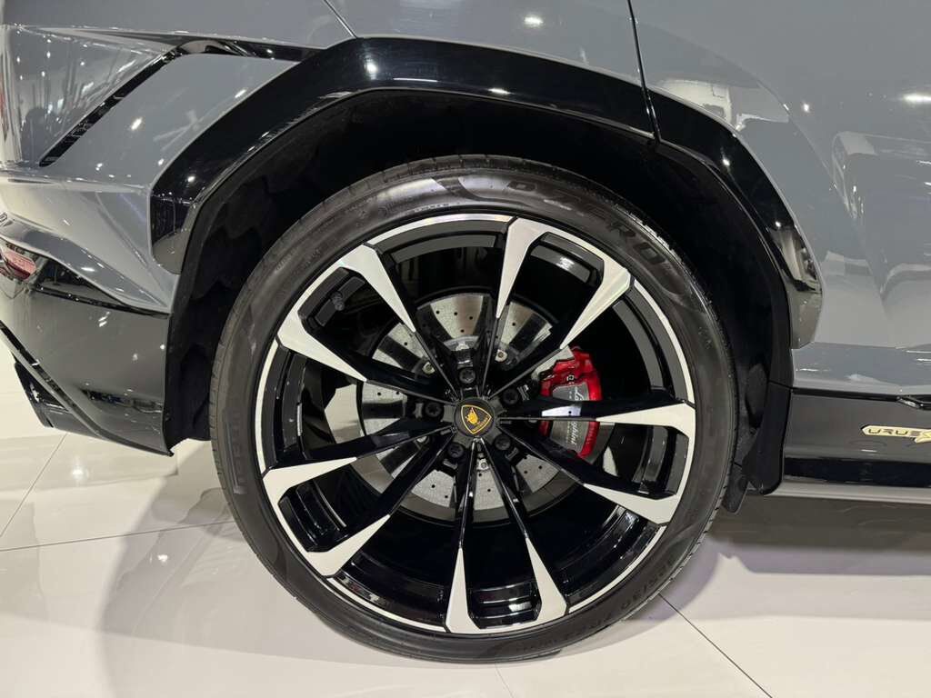 2024 Lamborghini Urus S Grigio Telesto paint, panoramic roof, Bang & Olufsen audio system AND MUCH MORE!! Fort Lauderdale FL