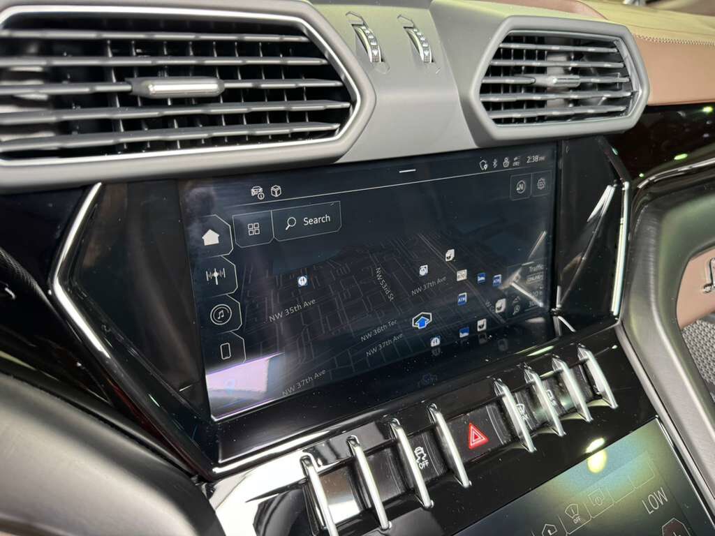 2024 Lamborghini Urus S Grigio Telesto paint, panoramic roof, Bang & Olufsen audio system AND MUCH MORE!! Fort Lauderdale FL