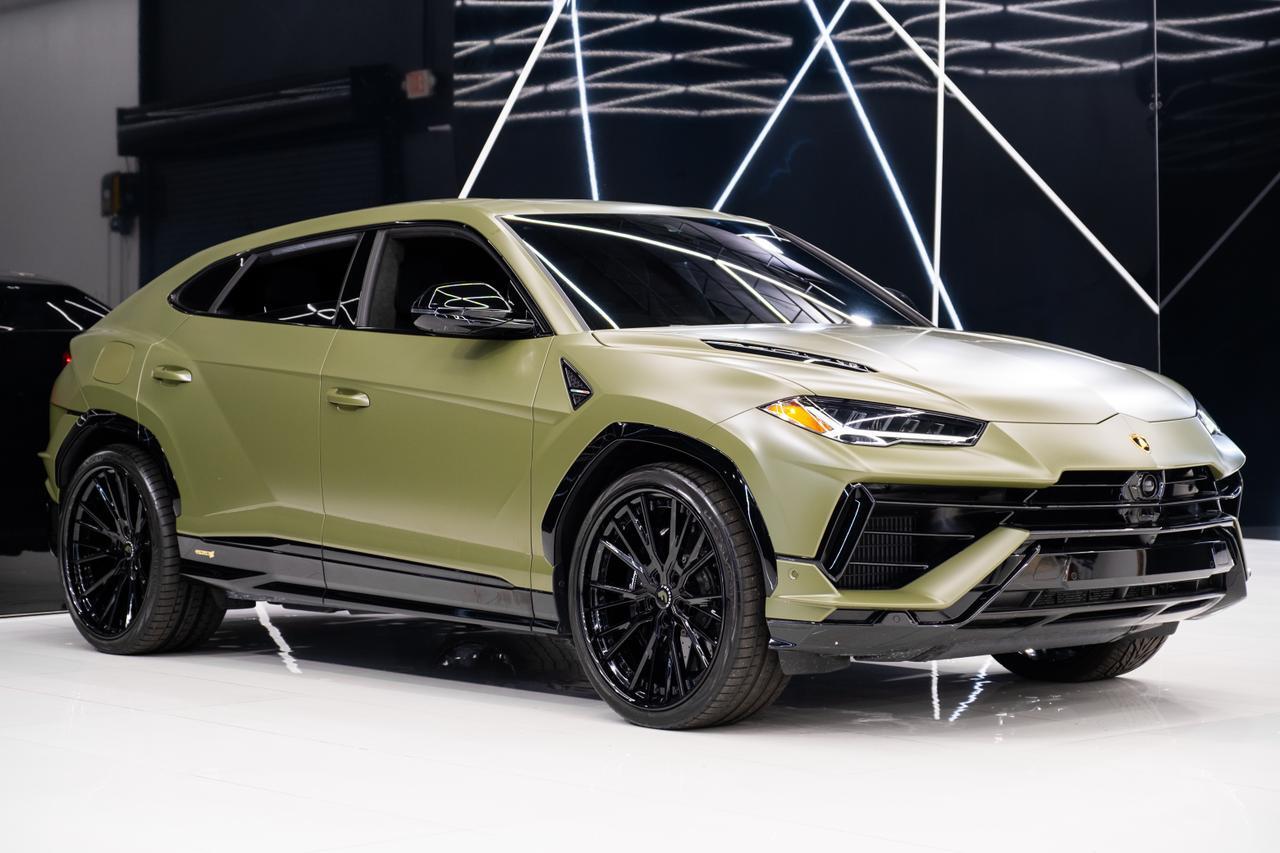 2024 Lamborghini Urus S