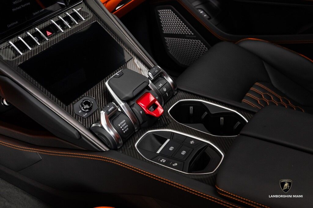 2024 Lamborghini Urus S North Miami Beach FL