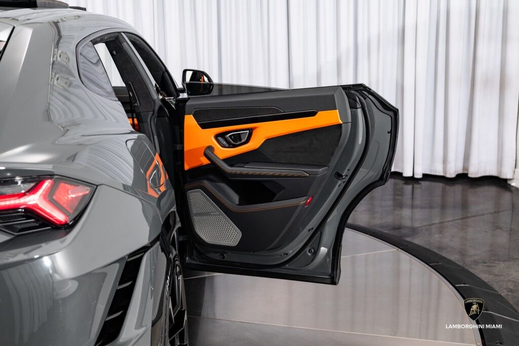 2024 Lamborghini Urus S North Miami Beach FL