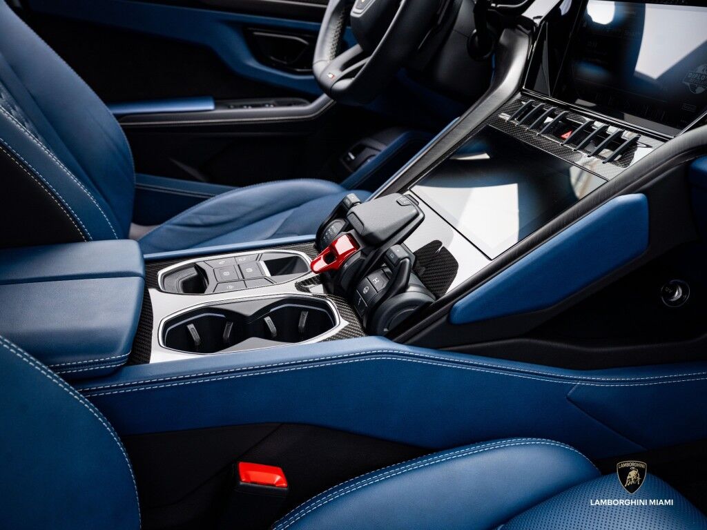 2024 Lamborghini Urus S North Miami Beach FL
