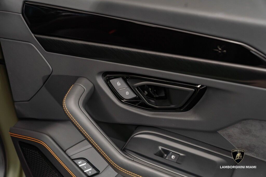 2024 Lamborghini Urus S North Miami Beach FL