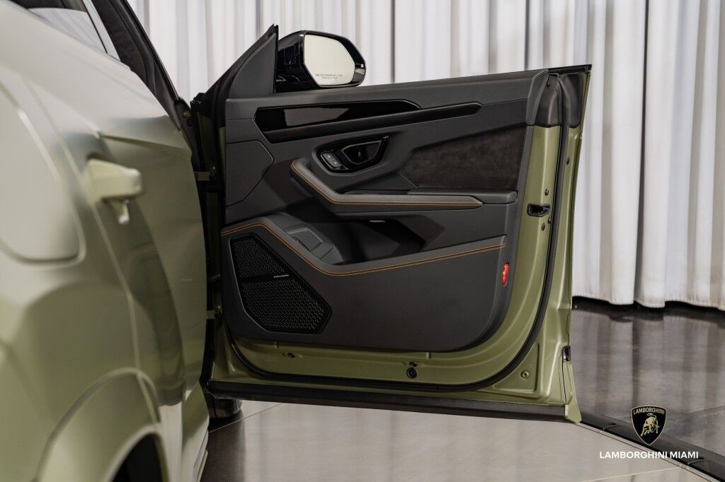 2024 Lamborghini Urus S North Miami Beach FL