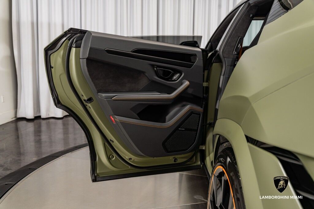 2024 Lamborghini Urus S North Miami Beach FL