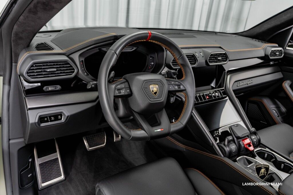 2024 Lamborghini Urus S North Miami Beach FL