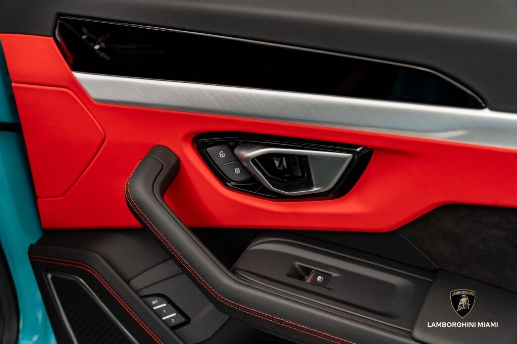 2024 Lamborghini Urus S North Miami Beach FL