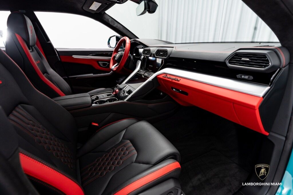 2024 Lamborghini Urus S North Miami Beach FL
