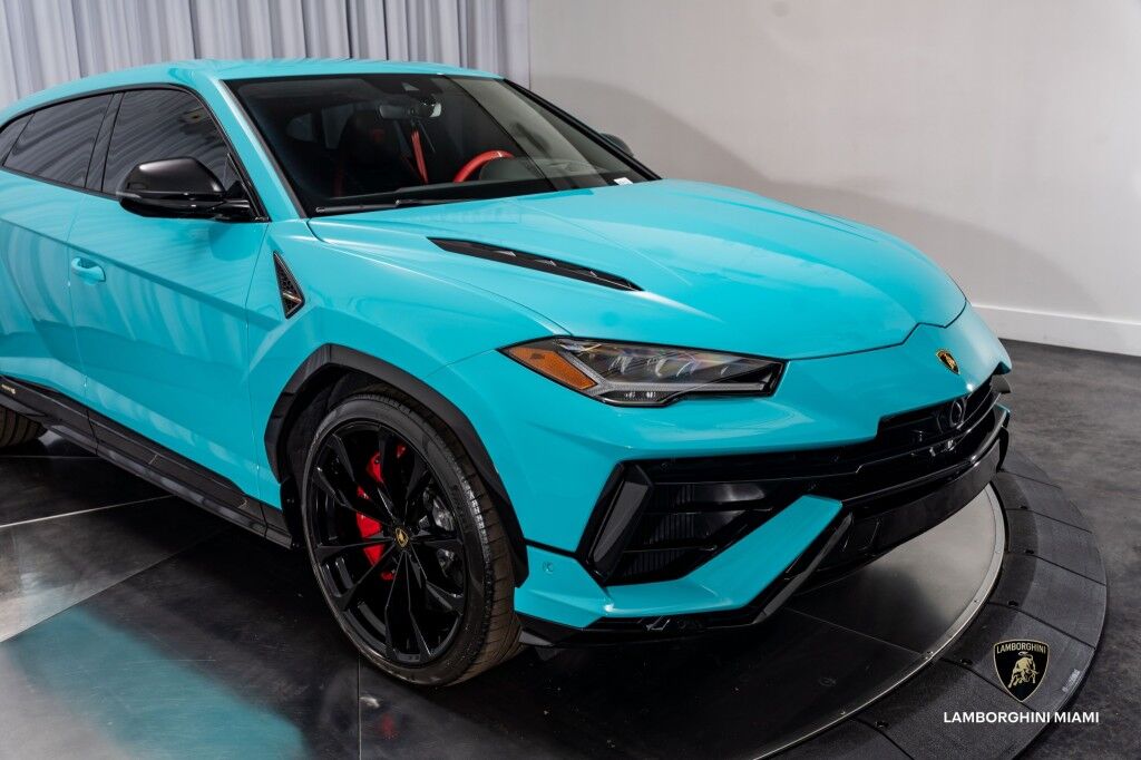 2024 Lamborghini Urus S