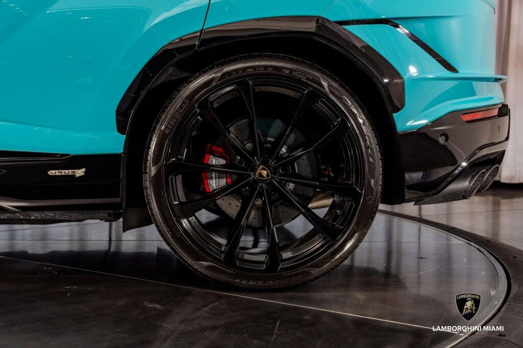 2024 Lamborghini Urus S North Miami Beach FL