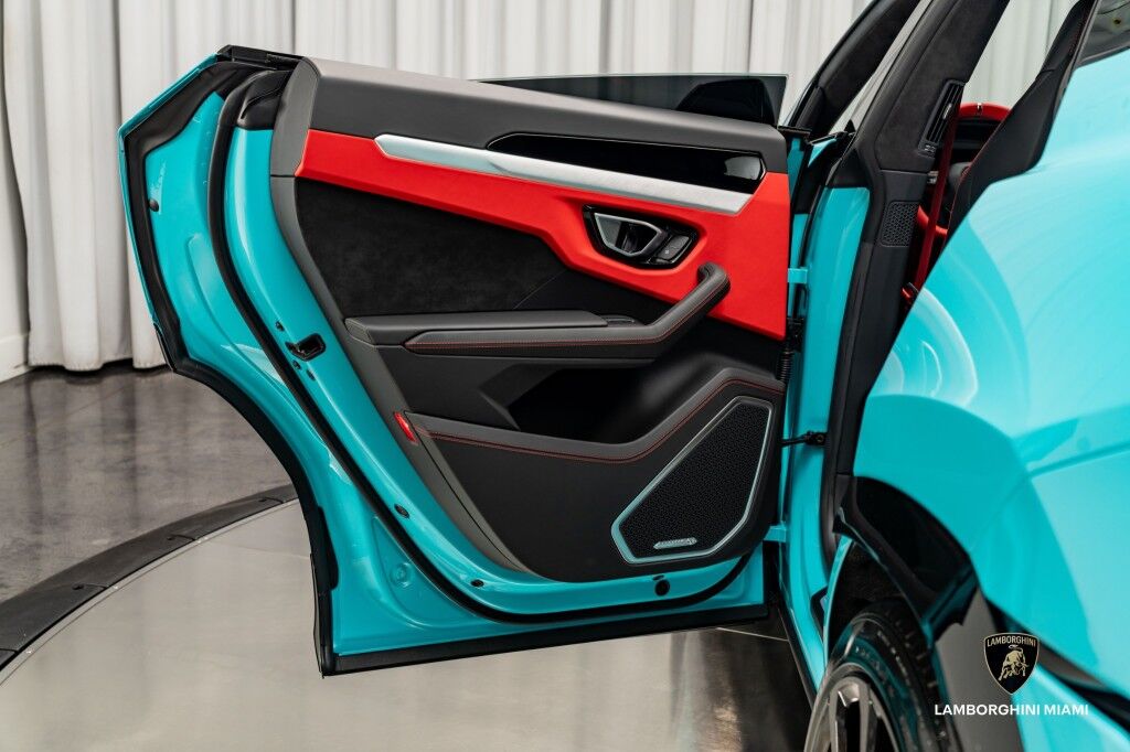 2024 Lamborghini Urus S North Miami Beach FL