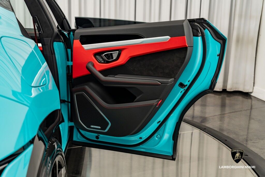 2024 Lamborghini Urus S North Miami Beach FL