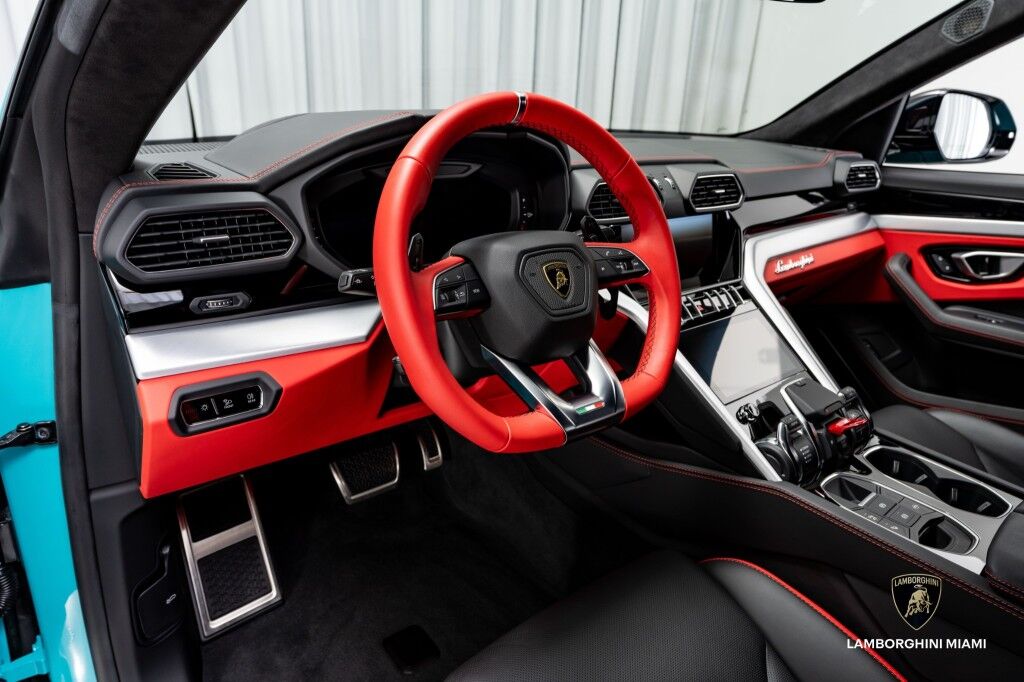 2024 Lamborghini Urus S North Miami Beach FL