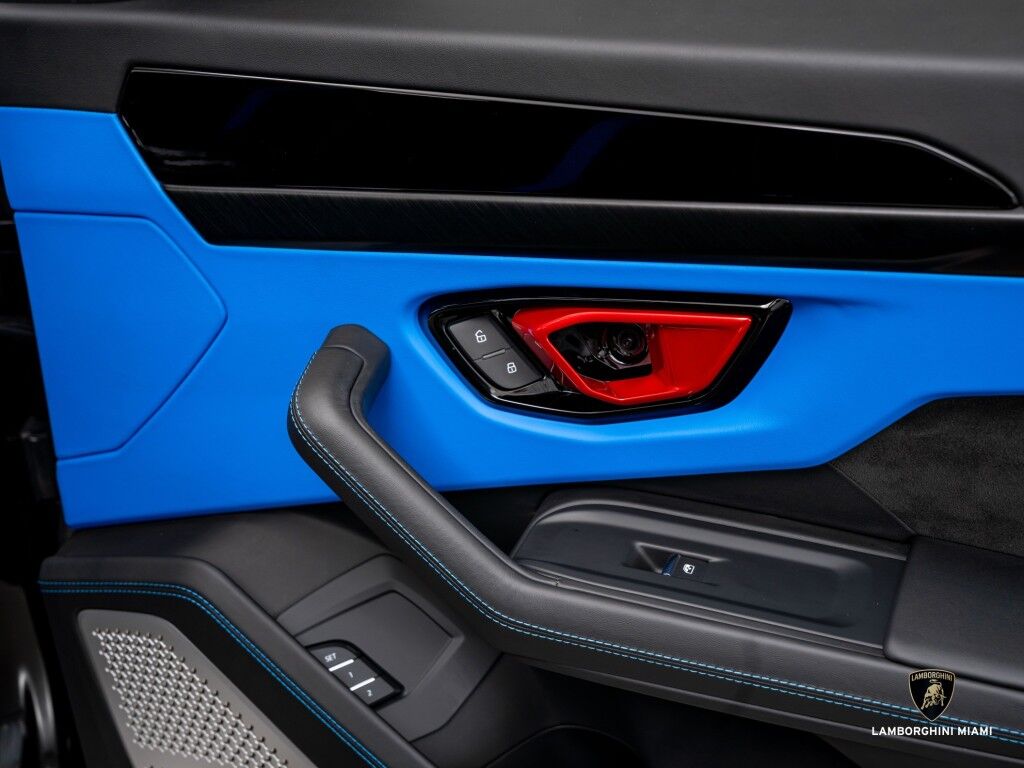 2024 Lamborghini Urus S North Miami Beach FL