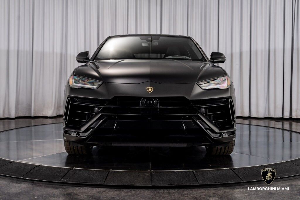 2024 Lamborghini Urus S