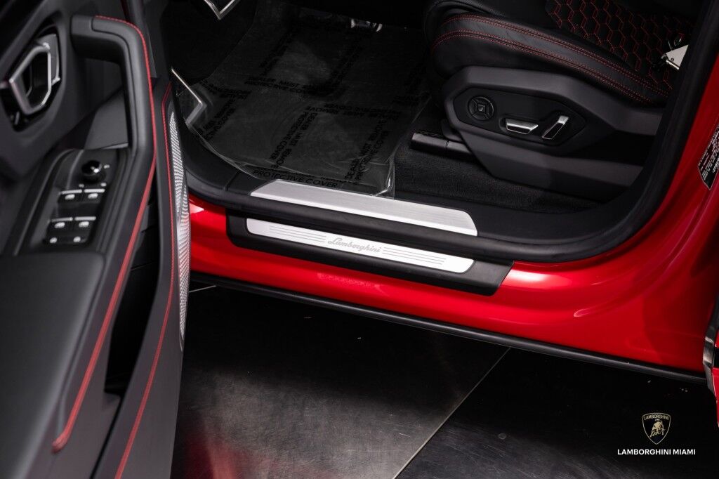 2024 Lamborghini Urus S North Miami Beach FL