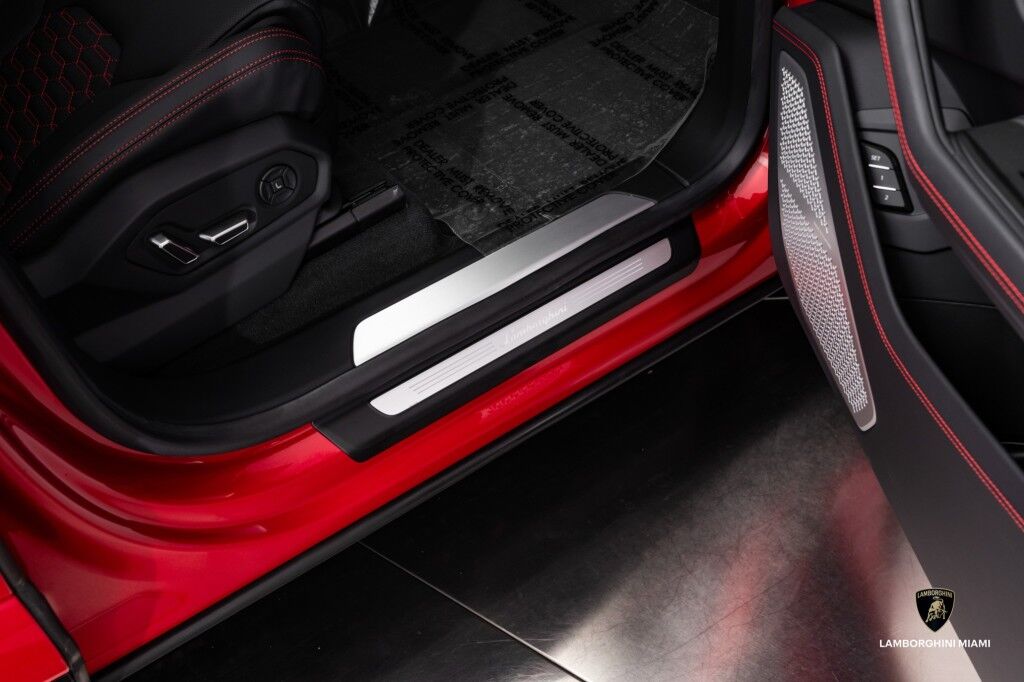 2024 Lamborghini Urus S North Miami Beach FL