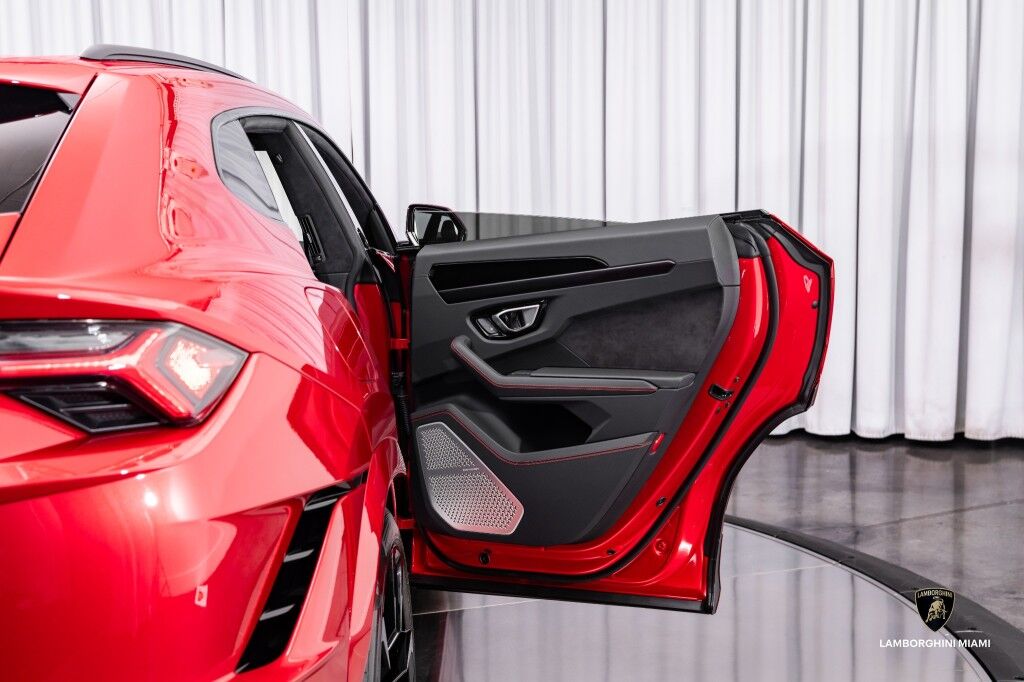 2024 Lamborghini Urus S North Miami Beach FL