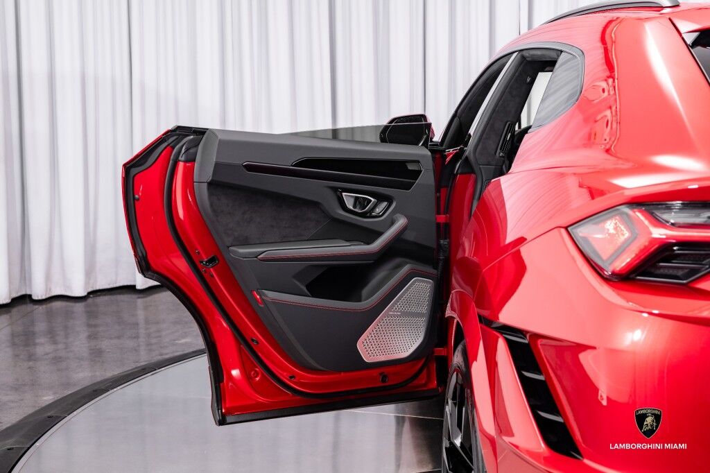 2024 Lamborghini Urus S North Miami Beach FL