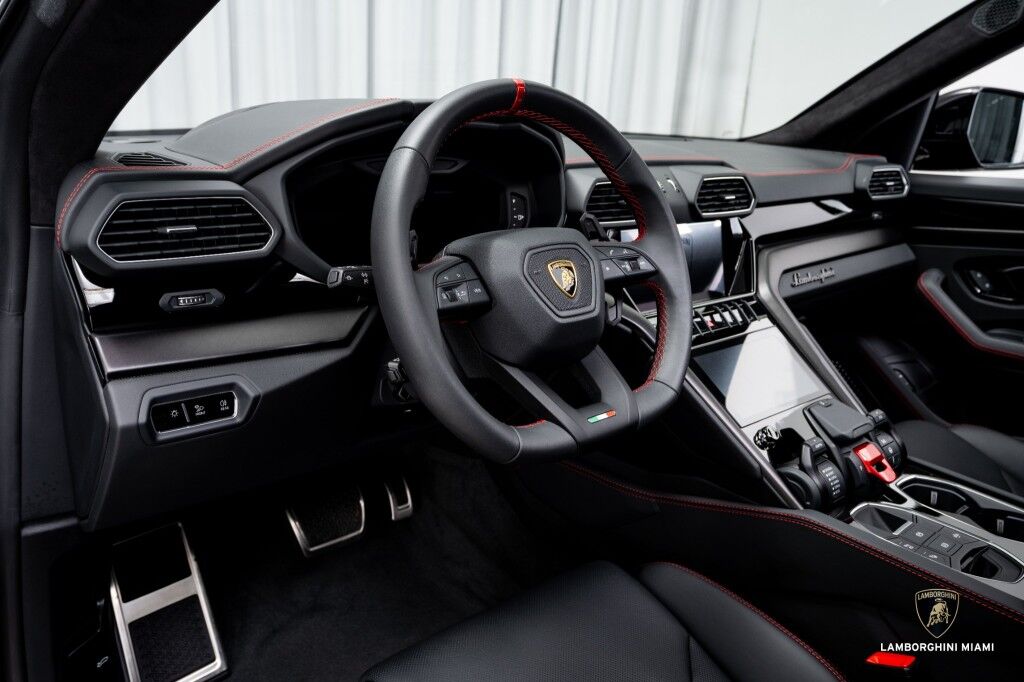 2024 Lamborghini Urus S North Miami Beach FL