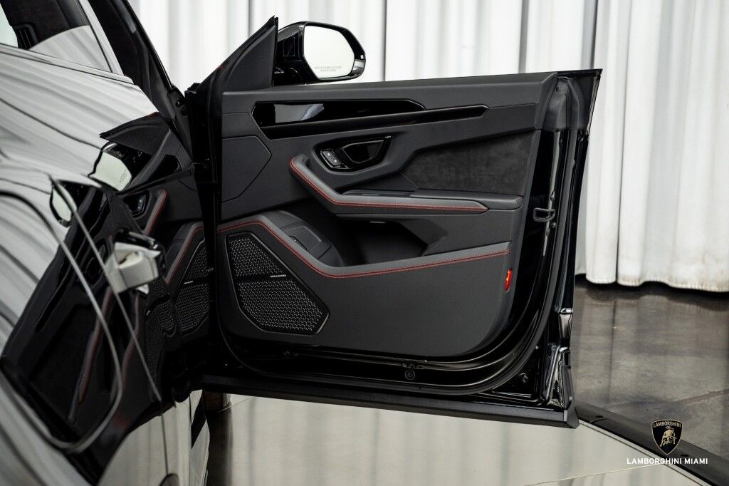 2024 Lamborghini Urus S North Miami Beach FL