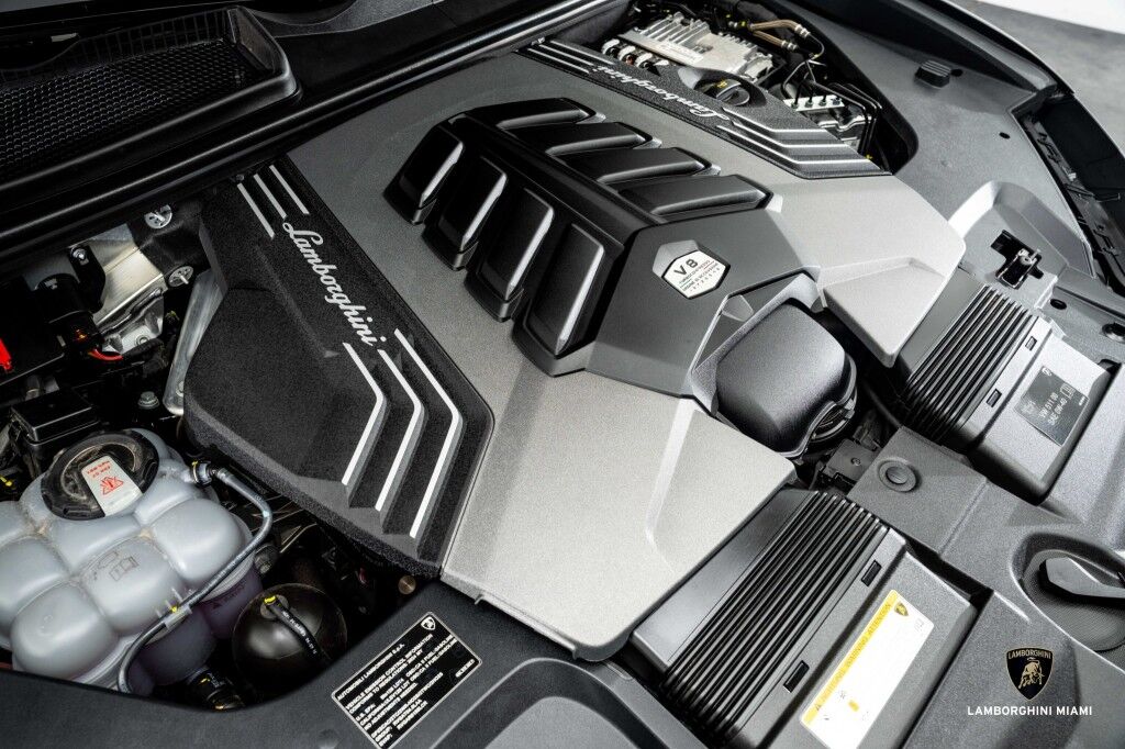 2024 Lamborghini Urus S North Miami Beach FL