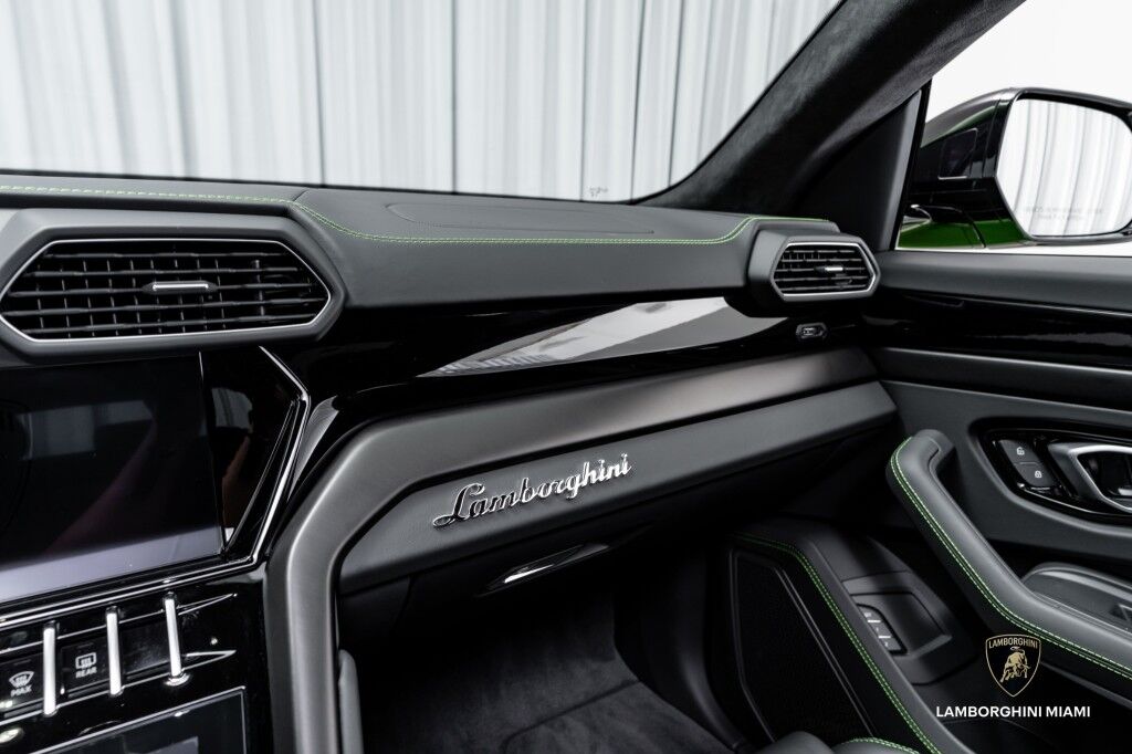 2024 Lamborghini Urus S North Miami Beach FL