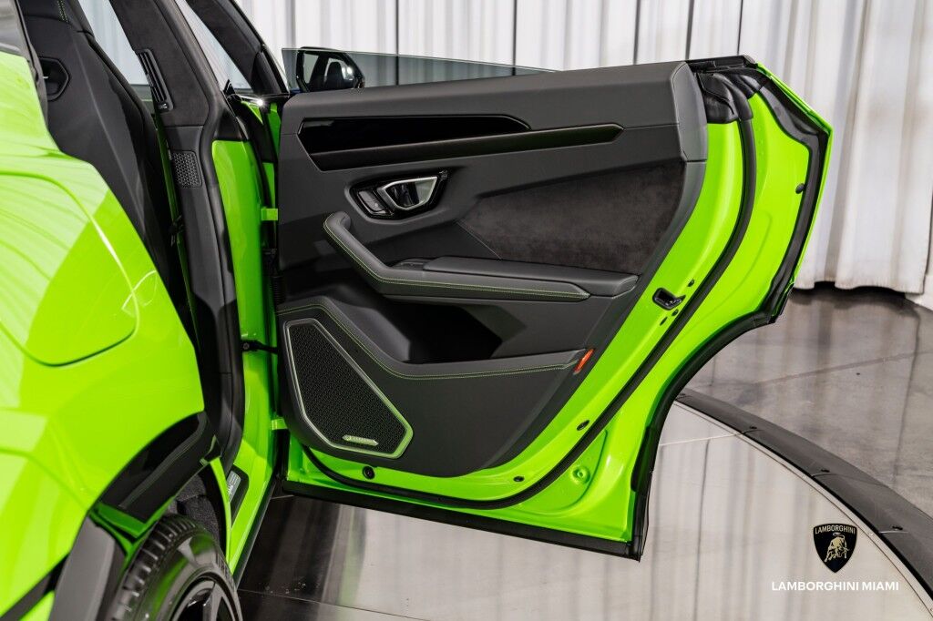2024 Lamborghini Urus S North Miami Beach FL