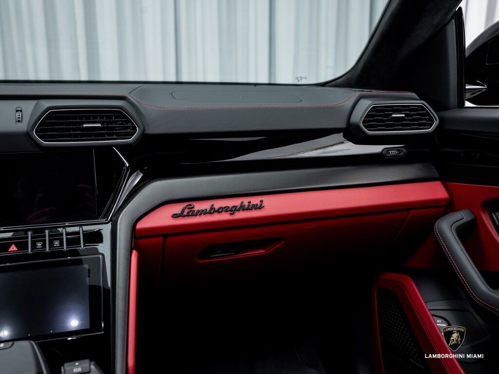 2024 Lamborghini Urus S North Miami Beach FL