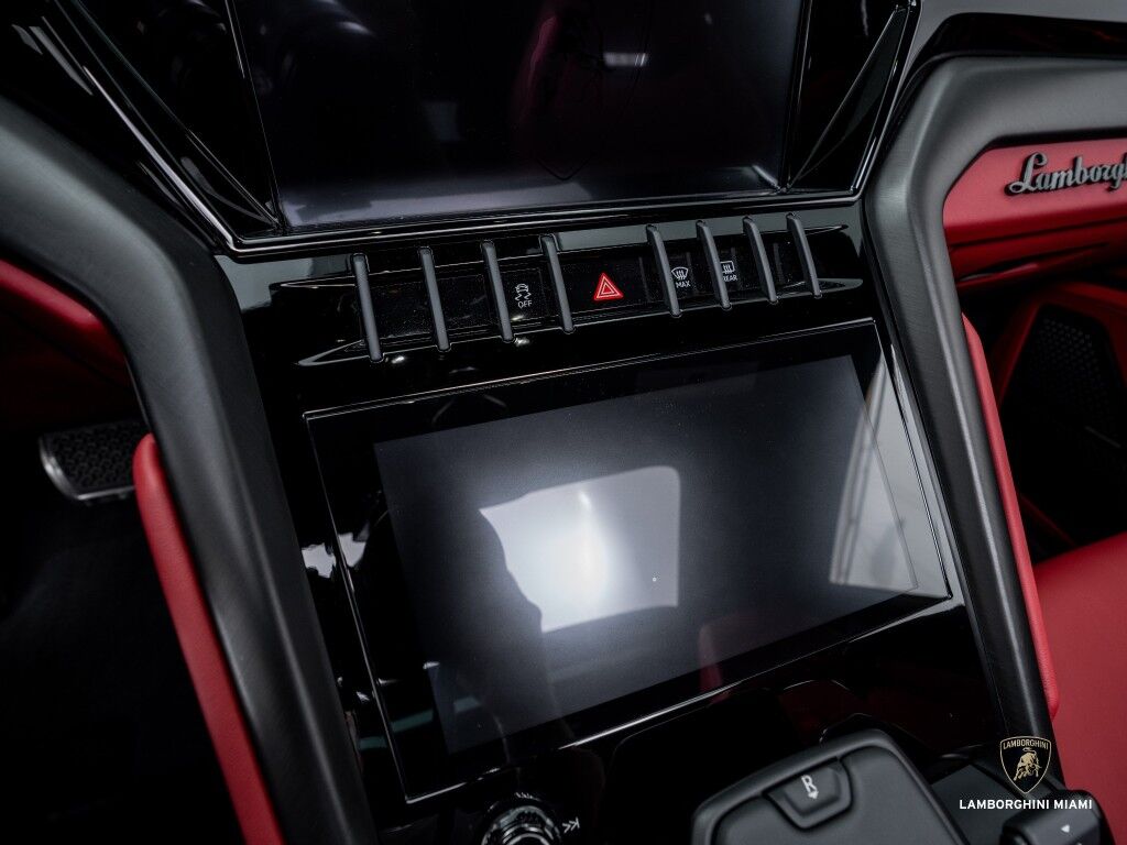2024 Lamborghini Urus S North Miami Beach FL