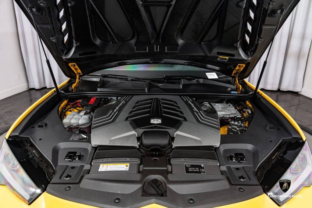2024 Lamborghini Urus S North Miami Beach FL