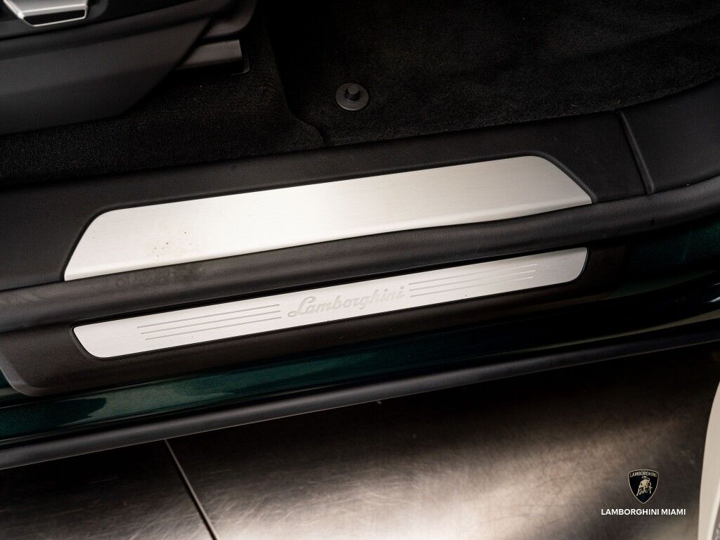 2024 Lamborghini Urus S North Miami Beach FL