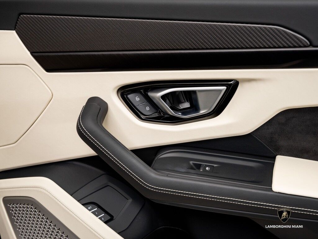 2024 Lamborghini Urus S North Miami Beach FL