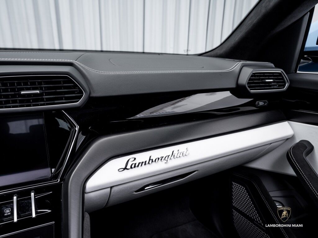 2024 Lamborghini Urus S North Miami Beach FL
