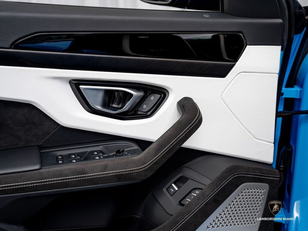 2024 Lamborghini Urus S North Miami Beach FL
