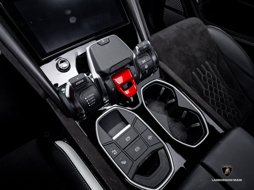 2024 Lamborghini Urus S North Miami Beach FL