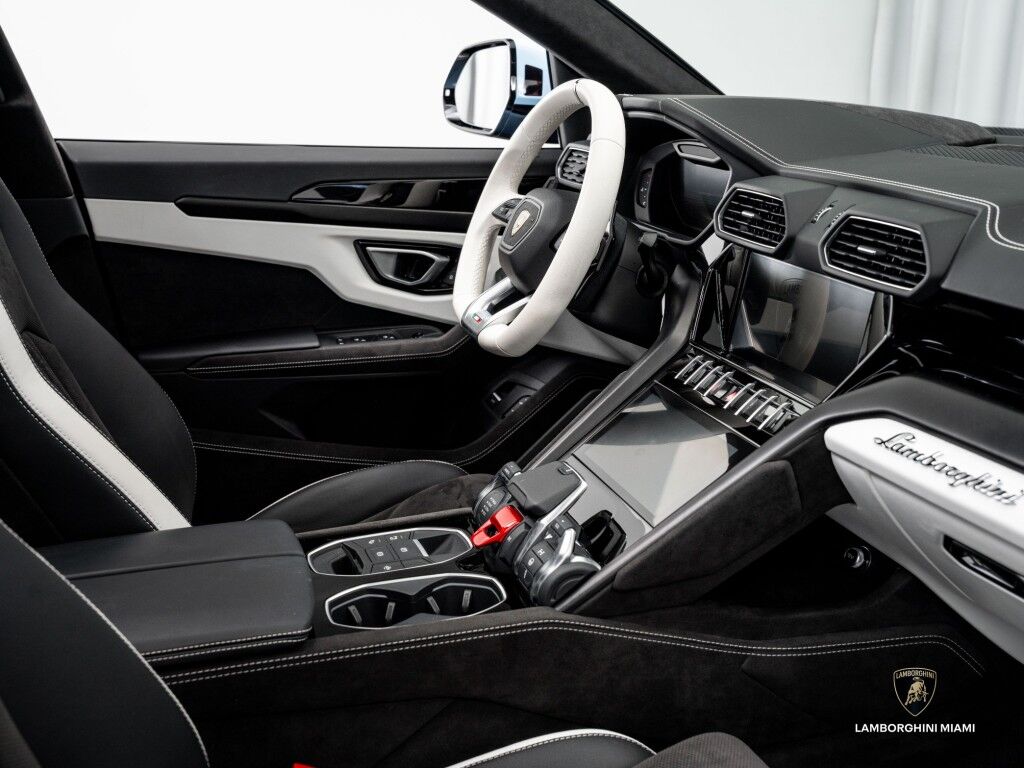 2024 Lamborghini Urus S North Miami Beach FL