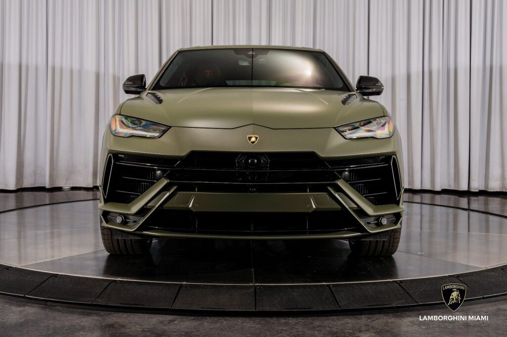 2024 Lamborghini Urus S