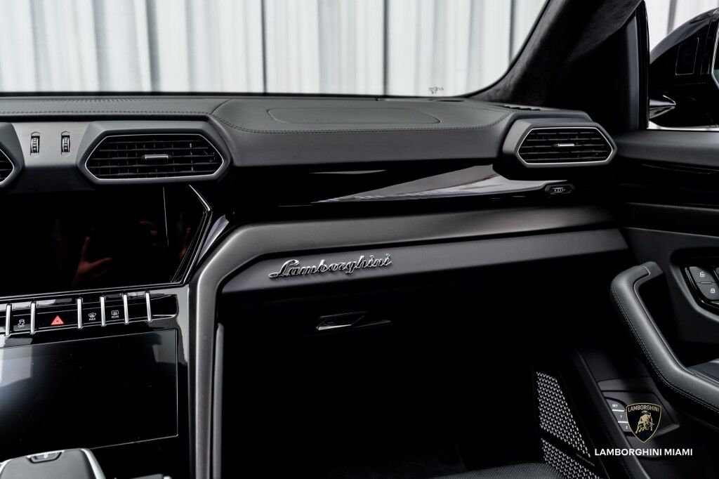2024 Lamborghini Urus S North Miami Beach FL