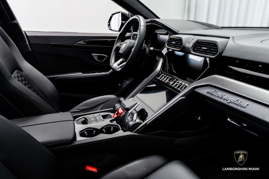2024 Lamborghini Urus S North Miami Beach FL