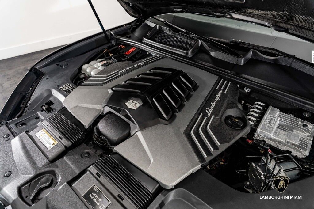 2024 Lamborghini Urus S North Miami Beach FL