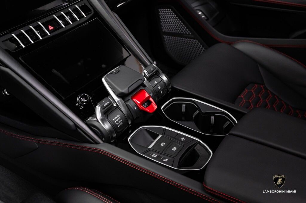 2024 Lamborghini Urus S North Miami Beach FL