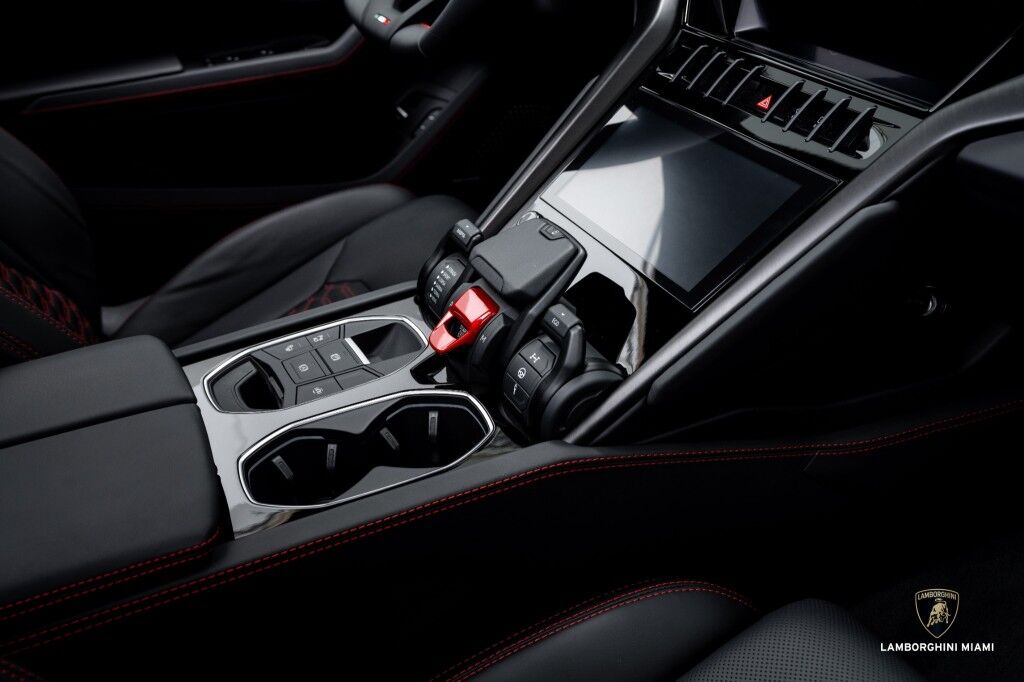 2024 Lamborghini Urus S North Miami Beach FL