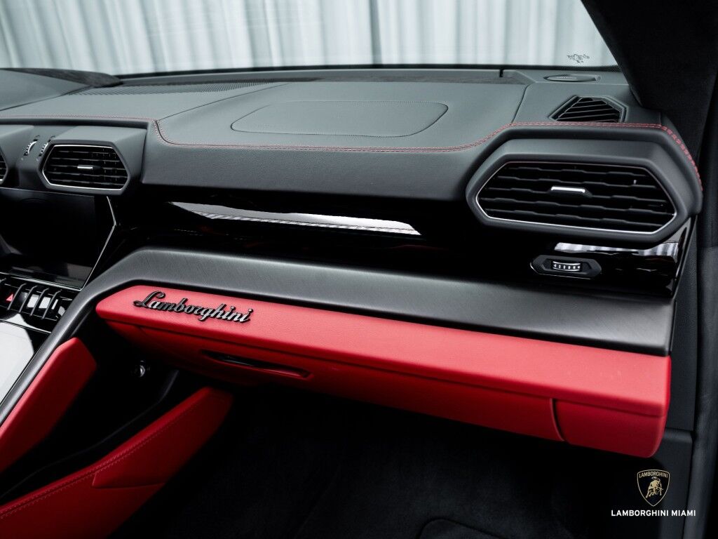2024 Lamborghini Urus S North Miami Beach FL