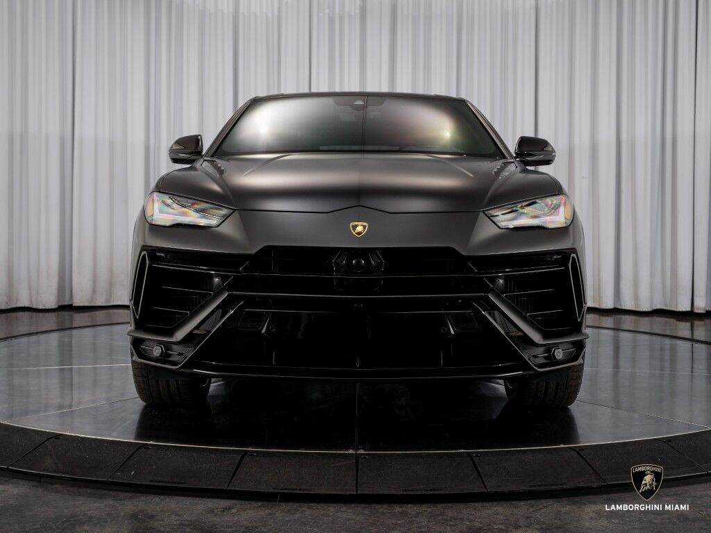 2024 Lamborghini Urus S