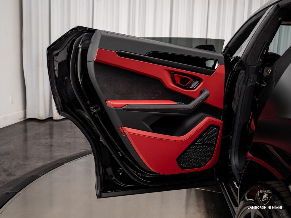 2024 Lamborghini Urus S North Miami Beach FL